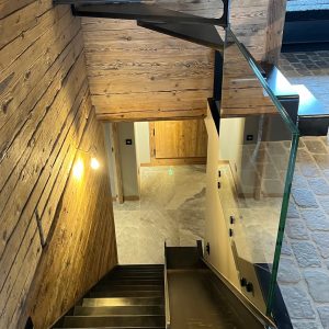 escalier + toboggan acier patiné escalier + toboggan acier patiné