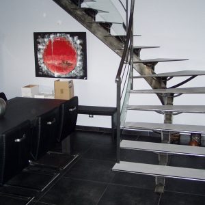 Escalier limon central.